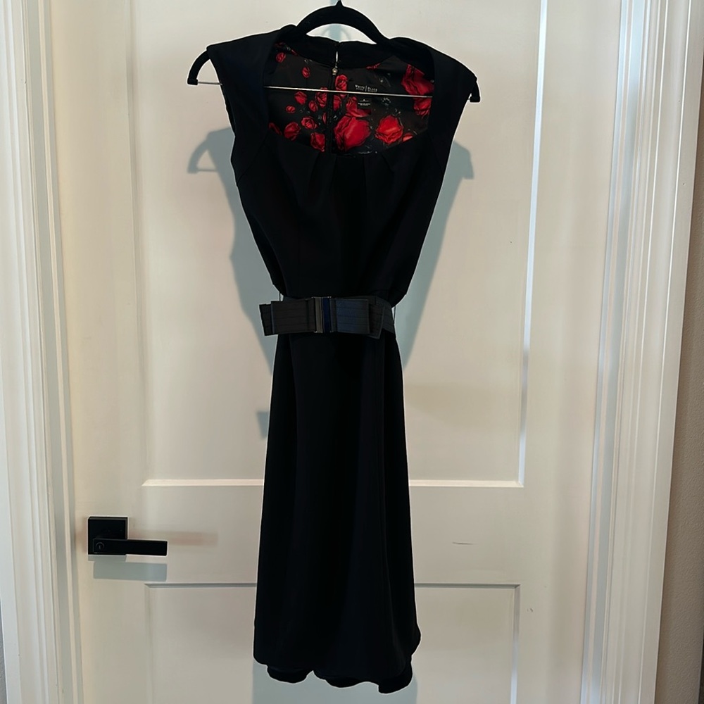 Like New White House Black Market Fitted Black Midi Dress Size 6